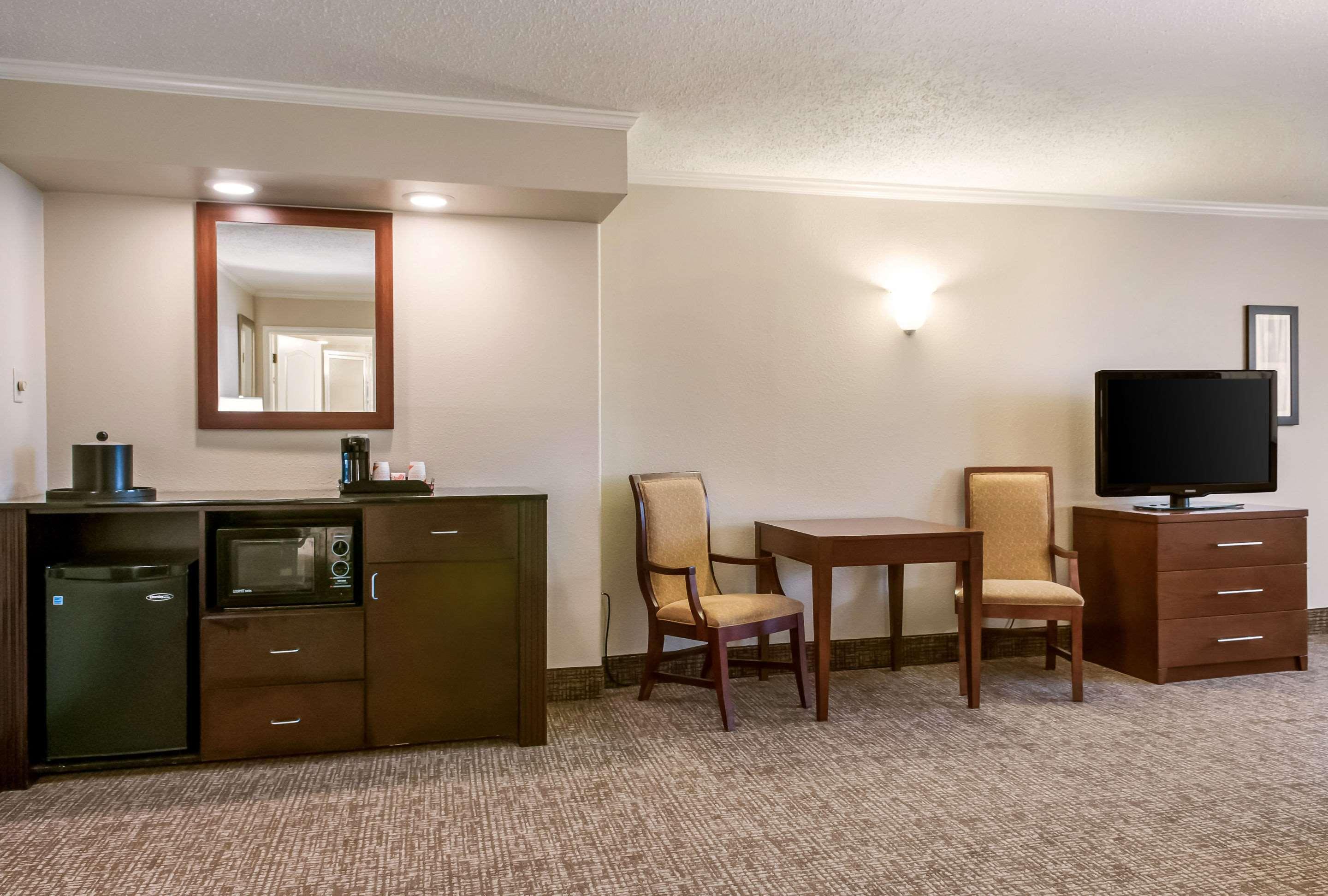 Comfort Inn & Suites At Copeland Tower Metairie Εξωτερικό φωτογραφία